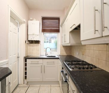 2 bedroom terraced house to rent - Photo 6