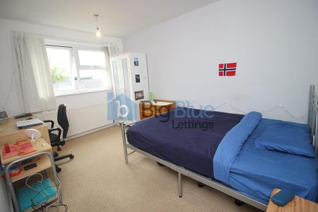 3 bedroom terraced house to rent - Photo 3