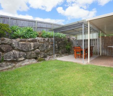 MODERN TOWNHOUSE WITH POOL IN COMPLEX - Photo 5