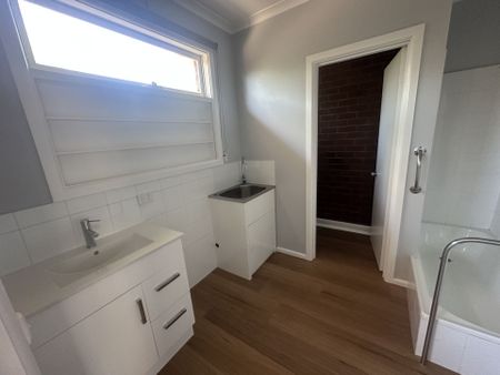 Renovated Single Bedroom Unit - Photo 5