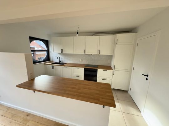 Appartement te huur - Photo 1