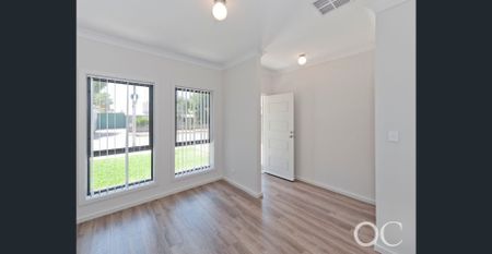 Open the Door to Effortless Family Living - Photo 4