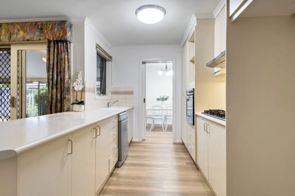 Perfect family proportions in the exclusive 'Croydon Hills' pocket - Photo 1