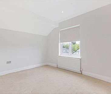 Park Road, New Barnet, Hertfordshire, EN4 - Photo 2