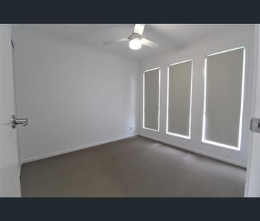 Modern Duplex - Photo 4