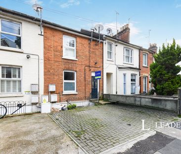 1 bedroom apartment to rent Garlands Road, Redhill, Surrey, RH1 - Photo 3