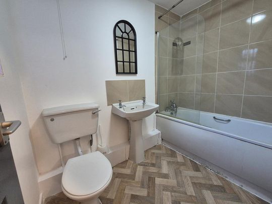 3 bedroom terraced house to rent - Photo 1