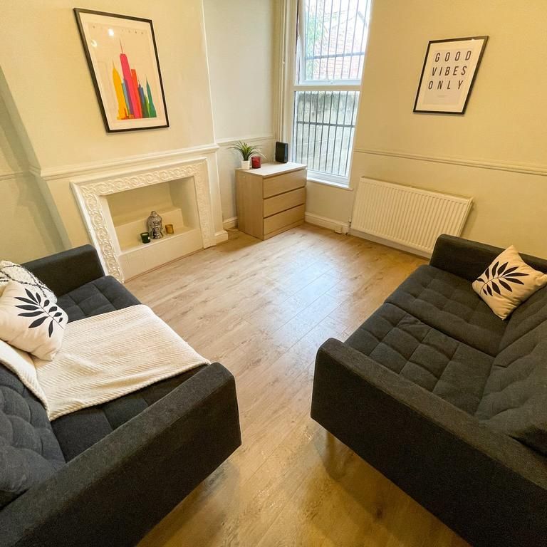 4 bedroom house to rent - Photo 1