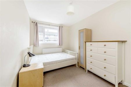 Room in a Shared Flat, Aintree St, SW6 - Photo 4