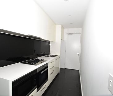 2412/601 Little Lonsdale Street - Photo 2