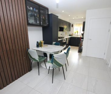 3 bedroom terraced house to rent - Photo 1