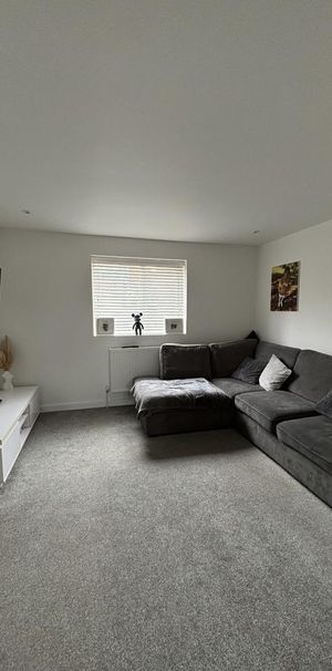 3 bedroom ground floor maisonette to rent - Photo 1