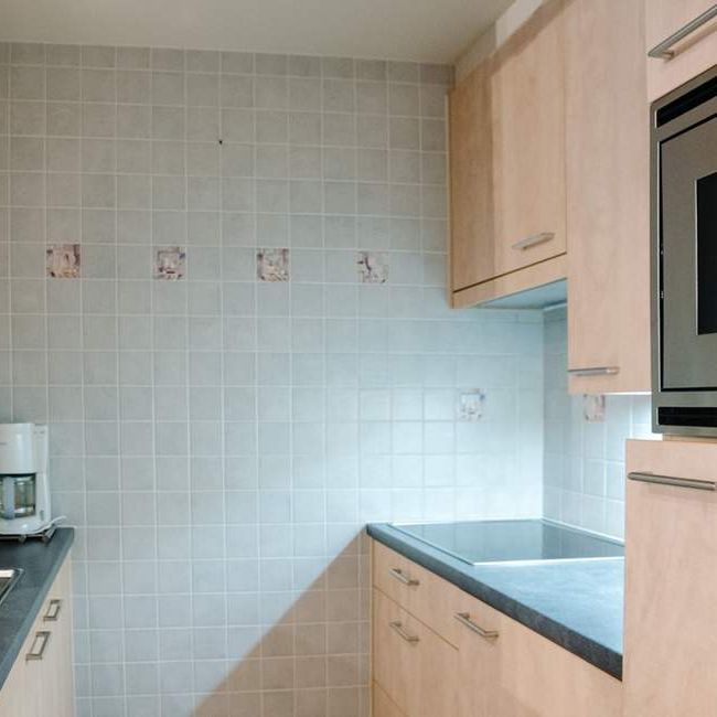 Appartement te huur in Oostende voor € 850 met 1 slaapkamer - Photo 1