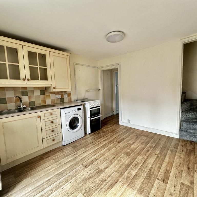 1 bedroom apartment to rent - Photo 1