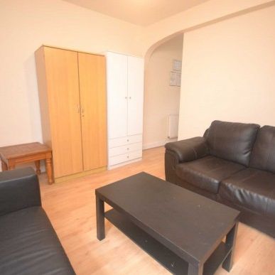 6 Bed - Swainstone Road, Reading - Photo 1