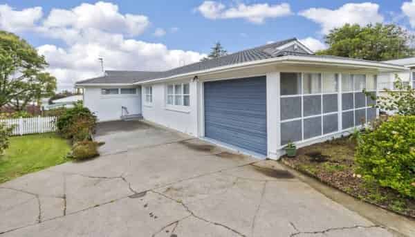 Pakuranga Heights, 3 bedrooms - Photo 1