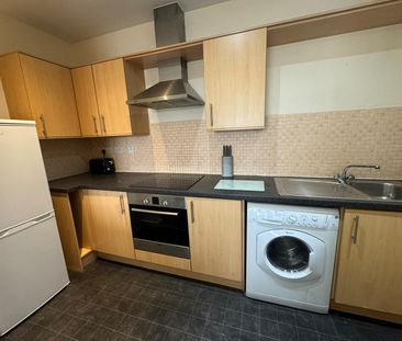 Robinson House, High Street, Crawley, RH10 - Photo 6