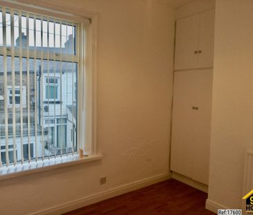 2 bed Terraced in Holgate Street Briercliffe, Burnley, BB10 2HQ - Photo 5