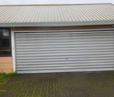 Handy & Quiet location - Photo 4