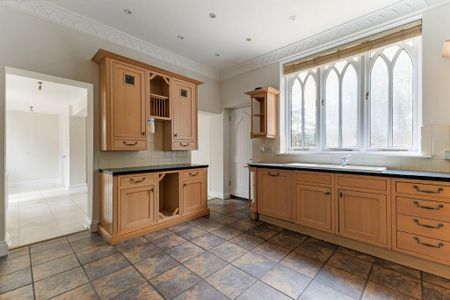 3 bedroom end of terrace house to rent - Photo 5