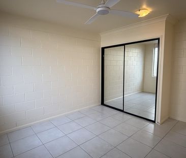 Convenient Living in a Central Currajong Location! - Photo 4