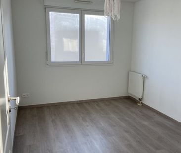 4 Pièces récent avec terrasse et parking - Photo 4