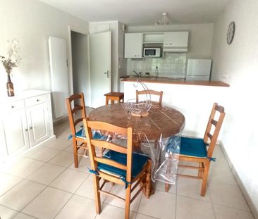 Location Appartement 2 pièces Meublé 40m² GENISSAC 33420 - Photo 6