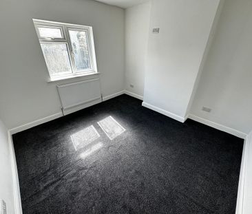 Mount Road, Penn, Wolverhampton - Photo 4