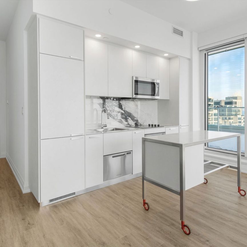 For Lease - 75 Canterbury Place Unit# Ph101, Toronto, Ontario - Photo 1