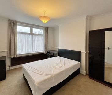 4 Bed Terraced House, Kipling Road, BS7 - Photo 2