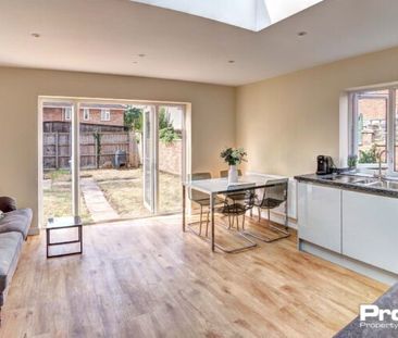 Room 2 Crummock Road, Norwich, NR5 8LL - Photo 6