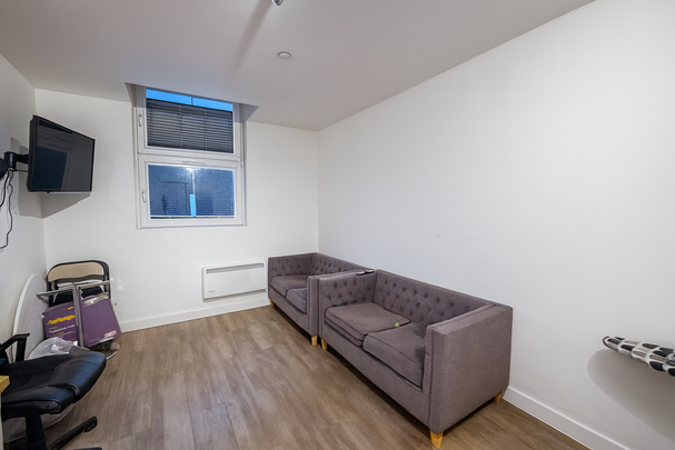 Studio to rent - Photo 1