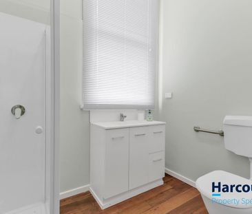 SPACIOUS 2-BEDROOM HOME IN THE HEART OF INGLEWOOD - Photo 6