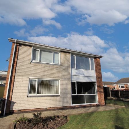Lindsey Close, Bessacarr, DONCASTER DN4 7JD - Photo 4
