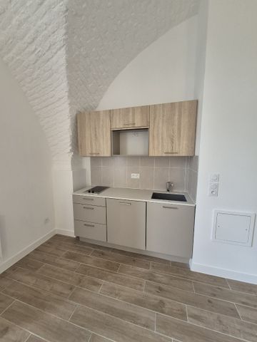Location Appartement 1 pièce 36m² DOUAI 59500 - Photo 2