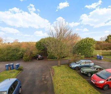 2 bedroom end of terrace house to rent - Photo 3
