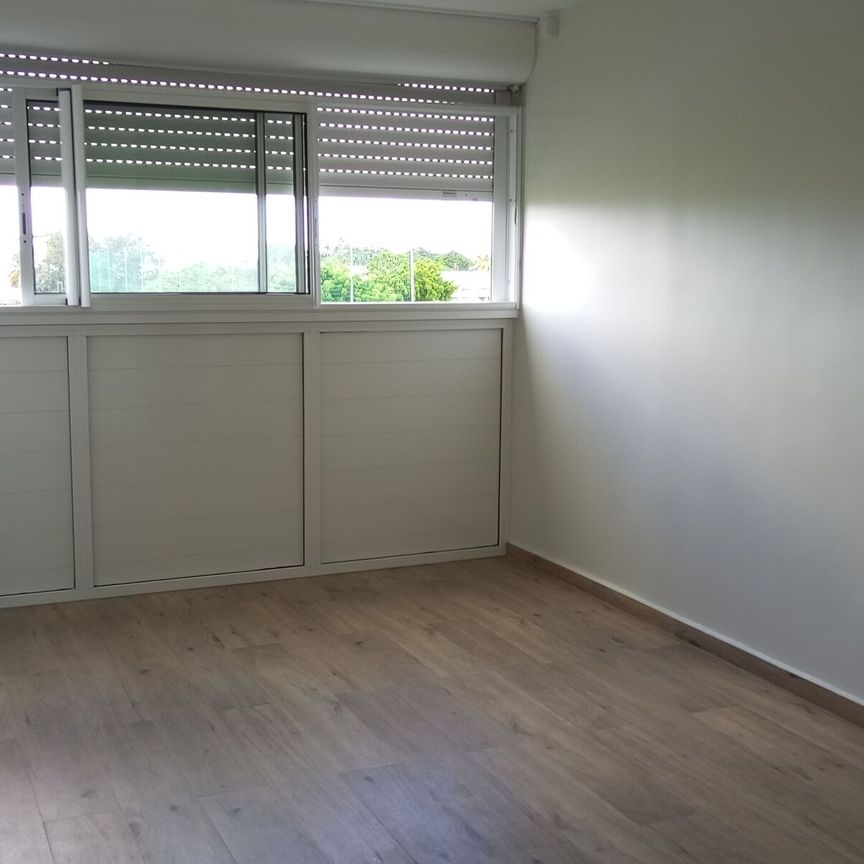 Appartement à louer 4 pièces • 58,90 m2 Les Abymes - Photo 1