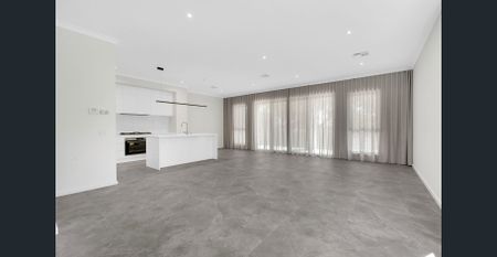 Brand New Masterpiece - Photo 2