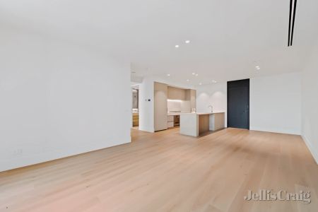 2 Bed, 2 Bath - Photo 3