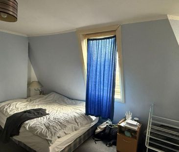 3 bedroom flat to rent - Photo 6