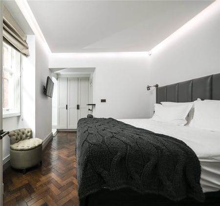 A one bedroom apartment of approximately 675 square feet. - Photo 5