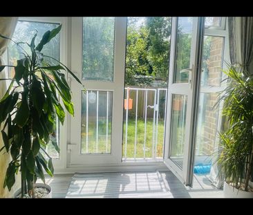 Room in a Shared Flat, Yoakley Road, N16 - Photo 1