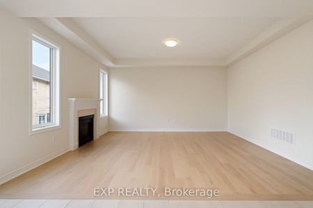 For Lease - 9 KENNETH APPLETON Avenue, Richmond Hill, Ontario - Photo 2