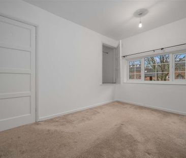 2 bedroom semi-detached house to rent - Photo 5