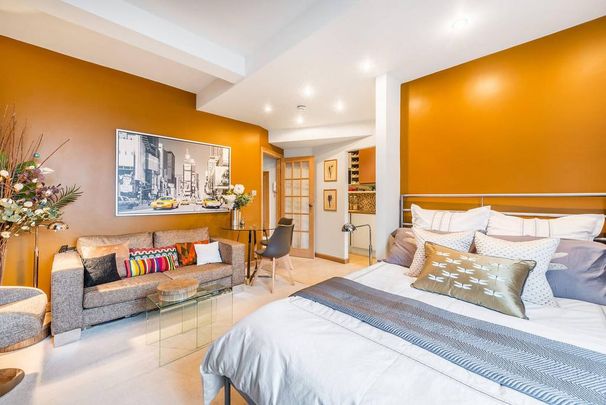 Studio to rent - Photo 1