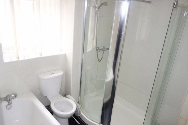 Cranborne Road, Liverpool, L15 - Photo 1