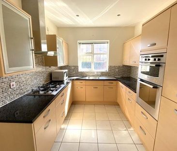 House share to rent - Photo 4