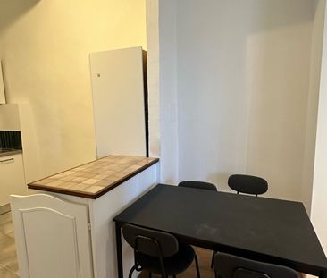 Location Appartement 2 pièces 44m² LE LUC 83340 - Photo 2