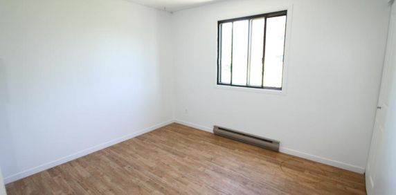 A Valleyfield – Grand, beau, propre et tranquille 5-1/2 , LIBRE - Photo 2