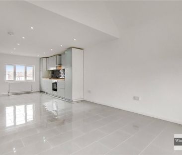 3 bedroom apartment to rent - Photo 3